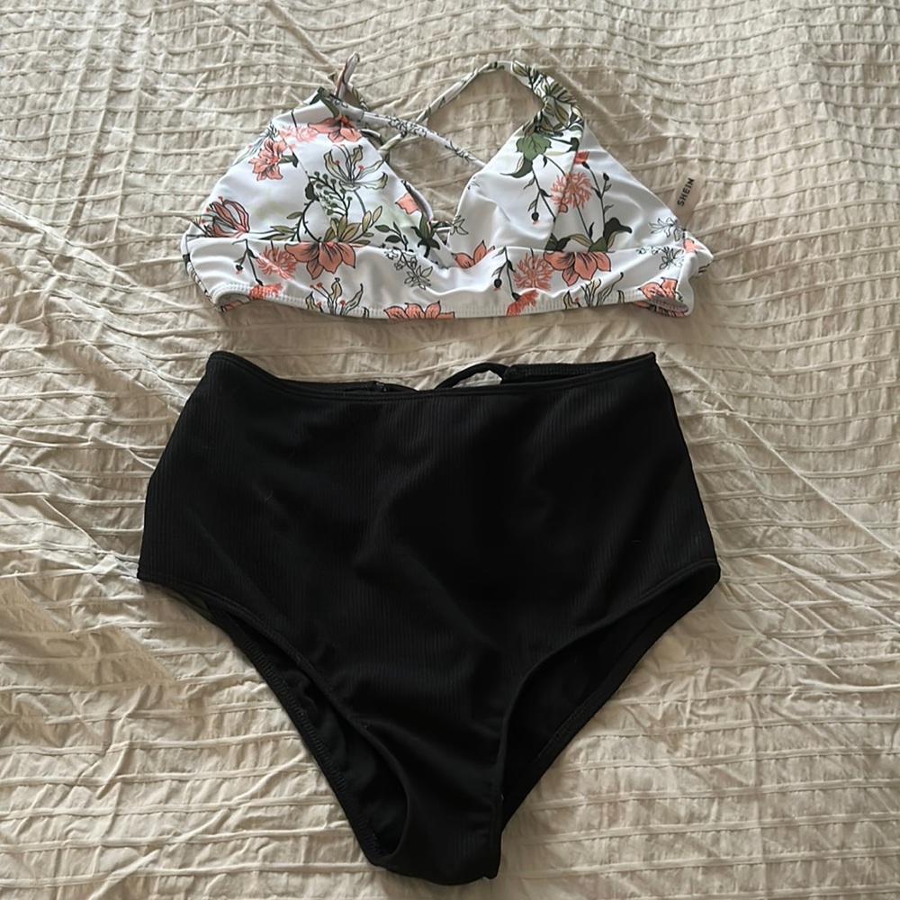 Size L SHEIN bikini